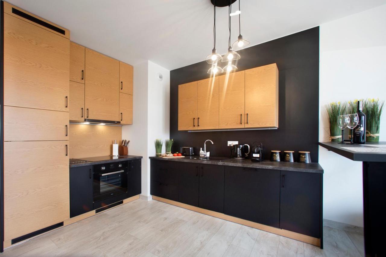 Cybernetyki 6B Serviced Accommodation Varsavia Esterno foto
